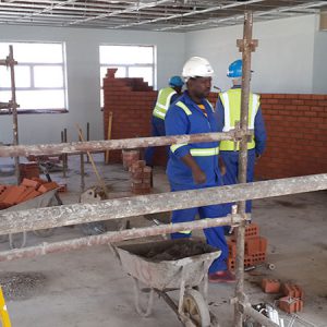 School drop-outs trained as bricklayers